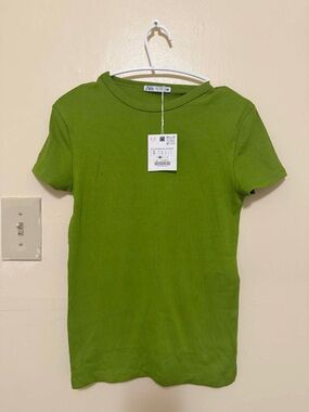 Zara Green Short Sleeve Ribbed Tee